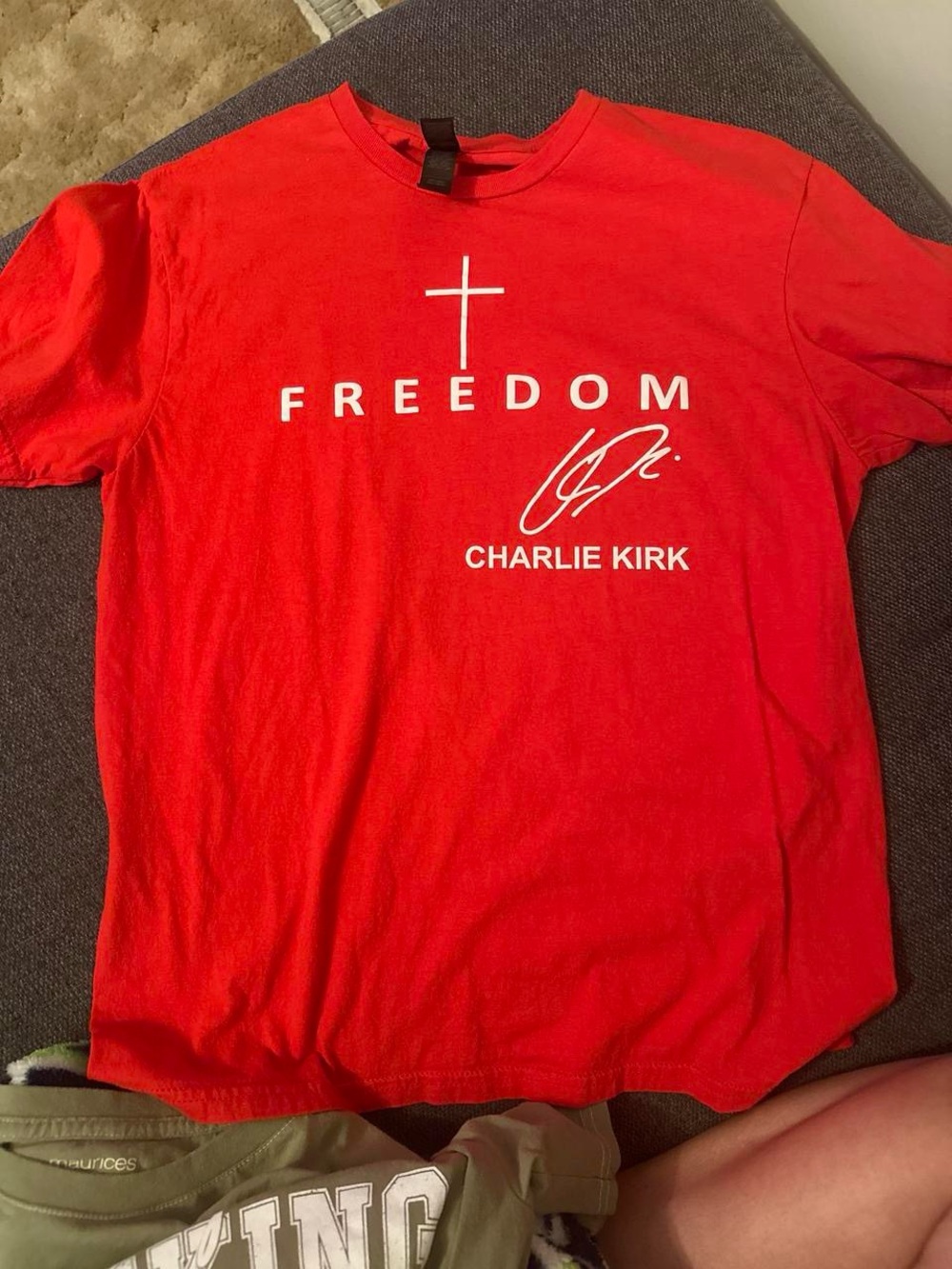 Freedom Graphic Tee - Red